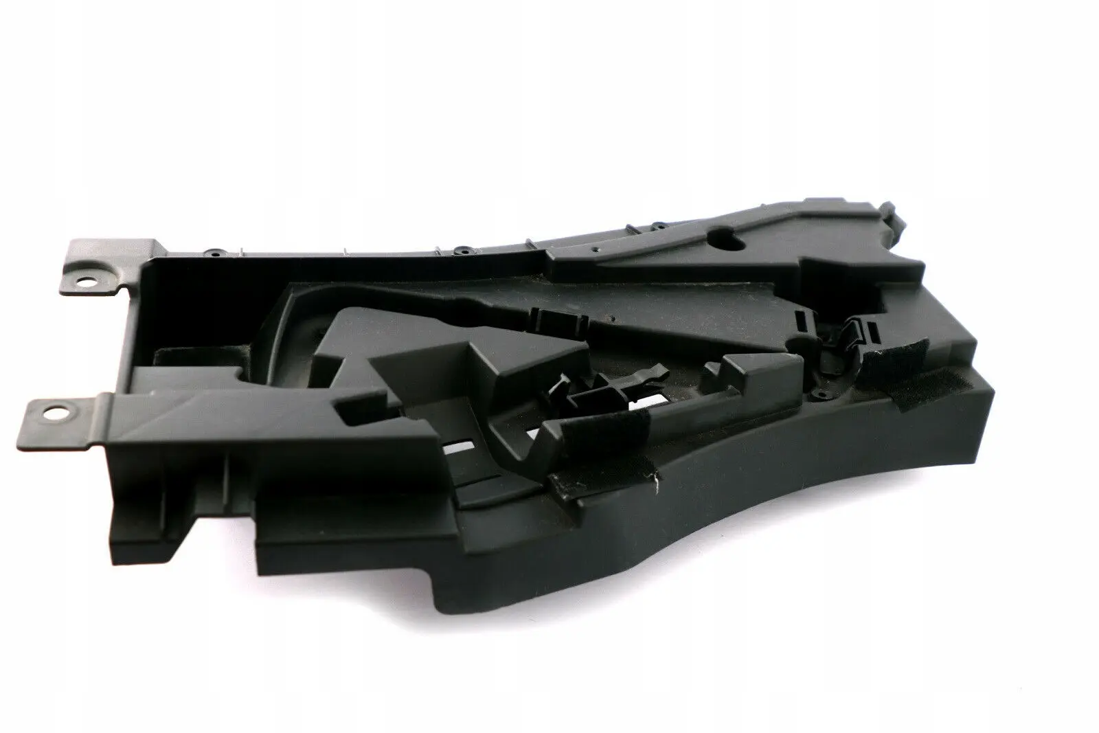 Portaherramientas delantero derechoBMW X5 E53 Pad Side Member 8244764