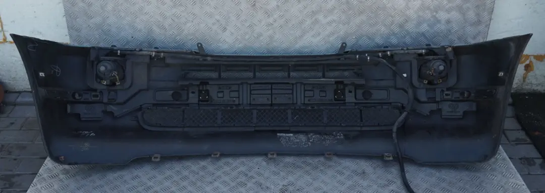 Zderzak przedni przód Graugruen 442 do BMW E53 X5 o numerze 10150 BMW E53 X5 Zderzak przedni przód Graugruen 442 - SKU 0010150-GG1 - Numer Części 10150