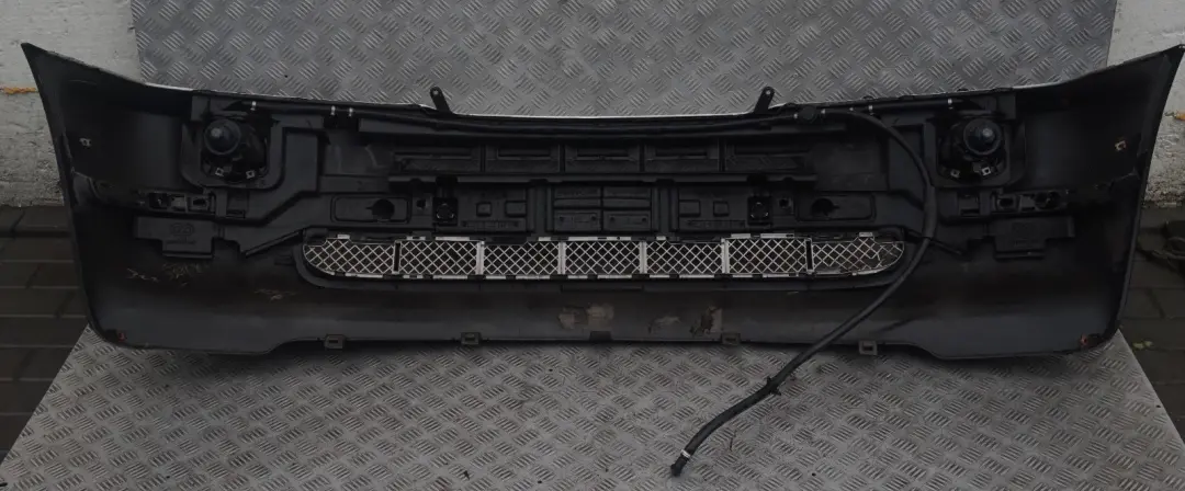 Zderzak przedni przód titansilber 354 do BMW E53 X5 o numerze 10150 BMW E53 X5 Zderzak przedni przód titansilber 354 - SKU 0010150-TS5 - Numer Części 10150