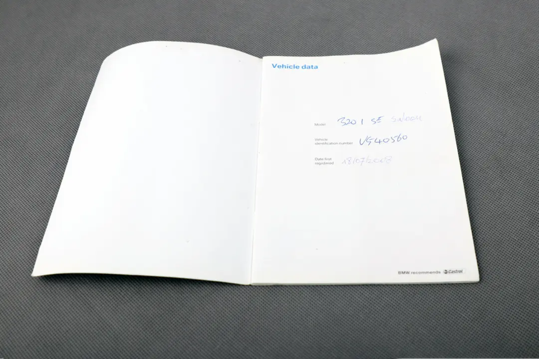 BMW 1 3 Series E87 E90 E91 Service Booklet 0141 - SKU 0011972-2 - Part number 0011972