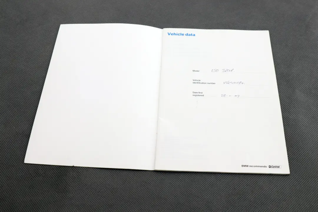 BMW 1 3 Series 3 E87 E90 Service Booklet Book 09/2007-09/2008 - SKU 0014296-3 - Part number 0014296