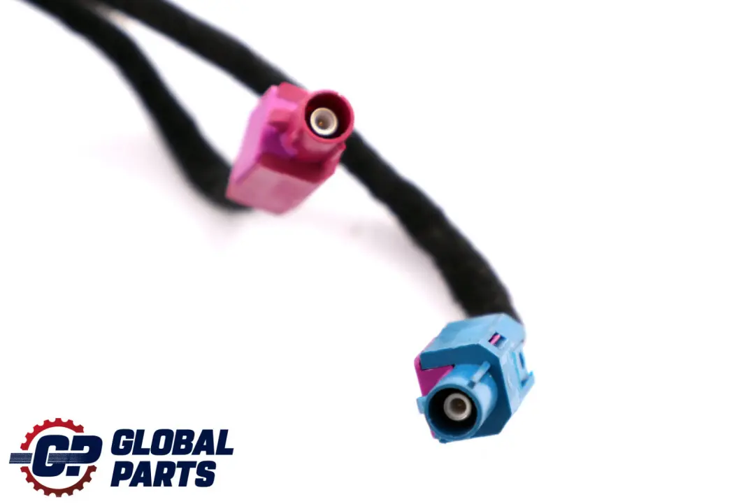 Roof Antenna Shark Fin Cover Titangrau 6912259 to BMW 7 Series E65 E66 E67 with Part number 0022346 BMW 7 Series E65 E66 E67 Roof Antenna Shark Fin Cover Titangrau 6912259 - SKU 0022346-TGR - Part number 0022346