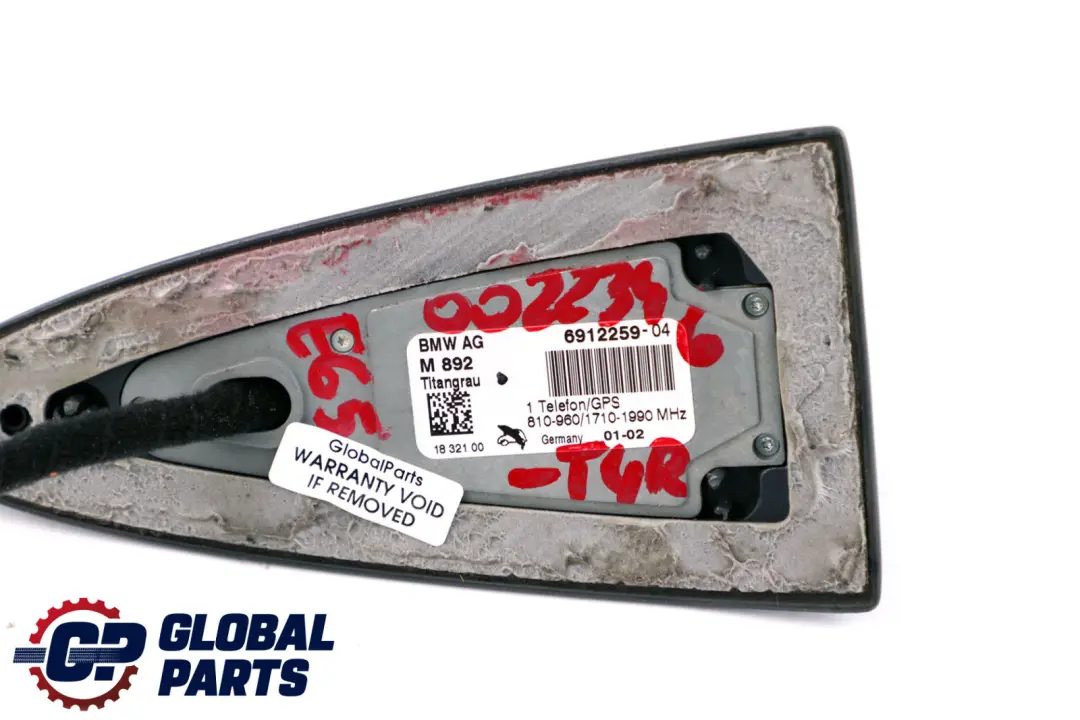 Roof Antenna Shark Fin Cover Titangrau 6912259 to BMW 7 Series E65 E66 E67 with Part number 0022346 BMW 7 Series E65 E66 E67 Roof Antenna Shark Fin Cover Titangrau 6912259 - SKU 0022346-TGR - Part number 0022346