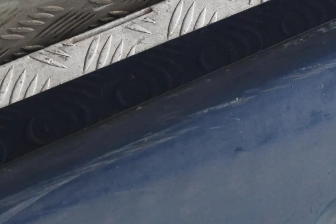 BMW 3 er E46 M Sport Schwellerleiste Schweller Links Mysticblau Metallic - A07 - SKU 0026629-MYS - Teilenummer 0026629