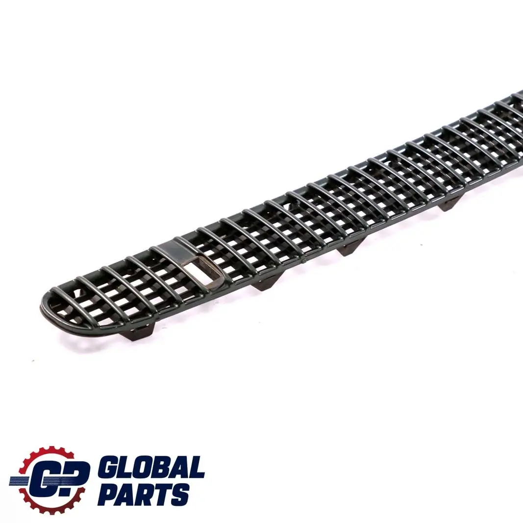 Ziergitter Blende Lufteinlass Oxfordgruen Metallic - 430 für BMW 3 er E46 mit Teilenummer 0030739 BMW 3 er E46 Ziergitter Blende Lufteinlass Oxfordgruen Metallic - 430 - SKU 0030739-OXF - Teilenummer 0030739