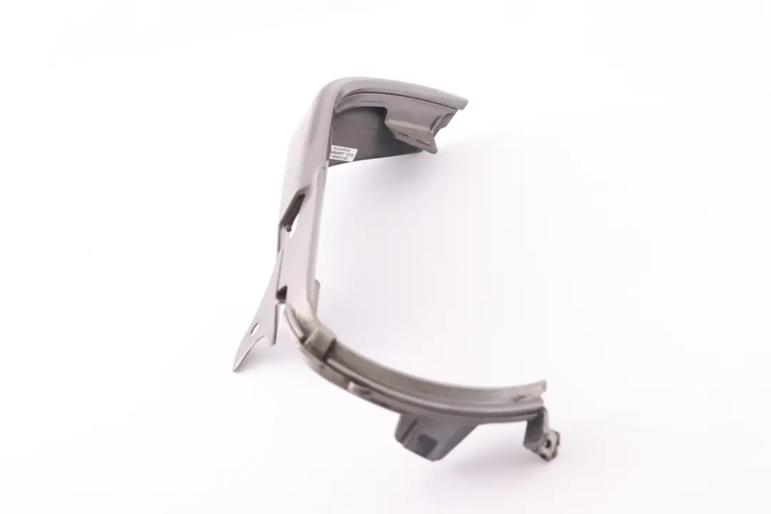 Osłona nakładka ramka lampy lewy tył do BMW E85 Z4 o numerze 0031017 BMW E85 Z4 Osłona nakładka ramka lampy lewy tył - SKU 0031017-STR - Numer Części 0031017