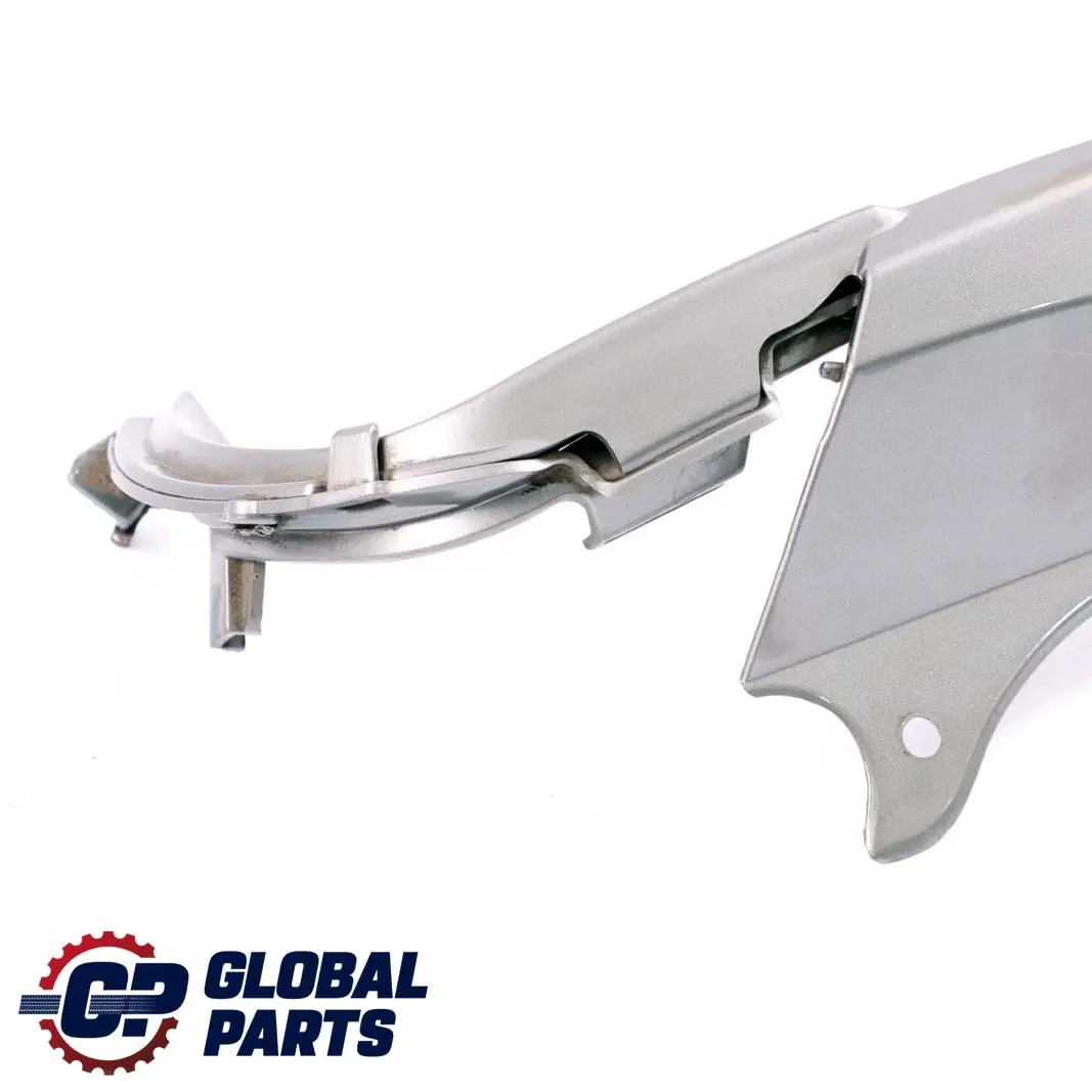 Telaio Fanale Posteriore Dx Sterlingrau Metallico 472 per BMW Z4 E85 con numero di parte 0031018 BMW Z4 E85 Telaio Fanale Posteriore Dx Sterlingrau Metallico 472 - SKU 0031018-STR1 - Numero di parte 0031018