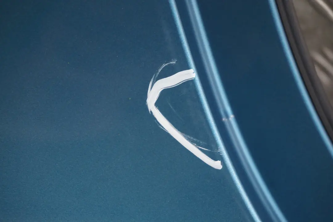 Right O/S Sill Strip Skirt Kick Panel Maledivenblau Blue to BMW Z4 Series E85 E86 with Part number 0031108 BMW Z4 Series E85 E86 Right O/S Sill Strip Skirt Kick Panel Maledivenblau Blue - SKU 0031108-MAB - Part number 0031108