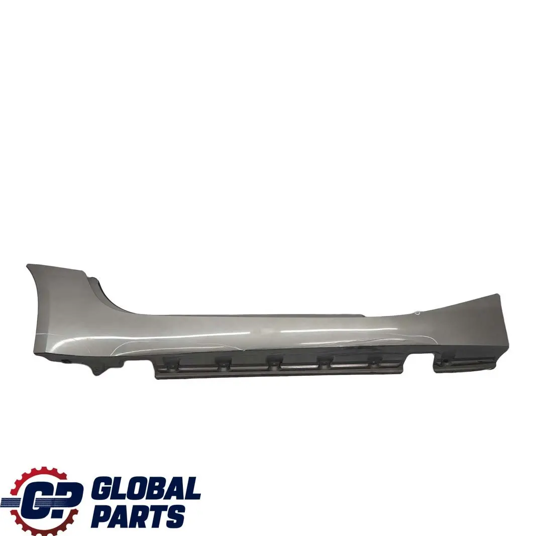 Bas de Porte Droite Gris de Sterling Gris - 472 pour BMW Z4 Serie E85 E86 3 à propos du numéro de pièce 0031108 BMW Z4 Serie E85 E86 3 Bas de Porte Droite Gris de Sterling Gris - 472 - SKU 0031108-STG3 - Numéro de pièce 0031108