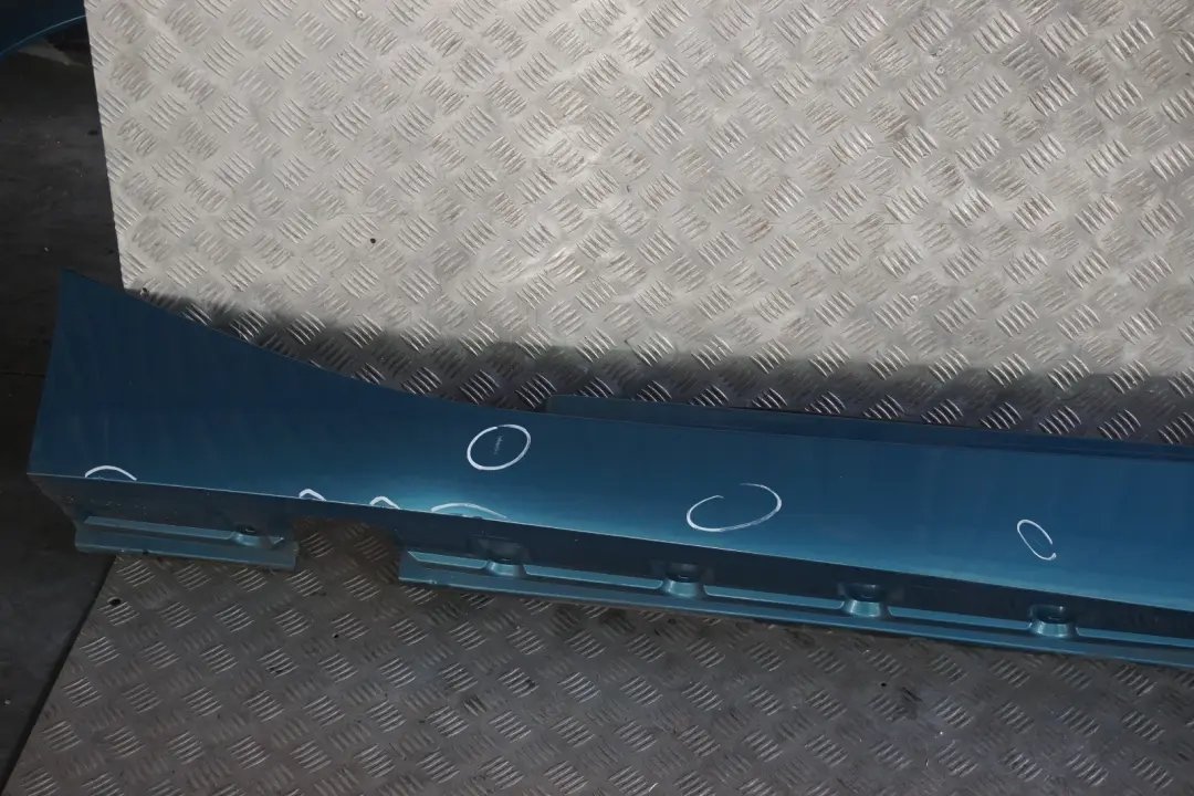 Left N/S Sill Strip Side Skirt Panel Maledivenblau Blue to BMW Z4 Series E85 E86 with Part number 0031109 BMW Z4 Series E85 E86 Left N/S Sill Strip Side Skirt Panel Maledivenblau Blue - SKU 0031109-MAB - Part number 0031109