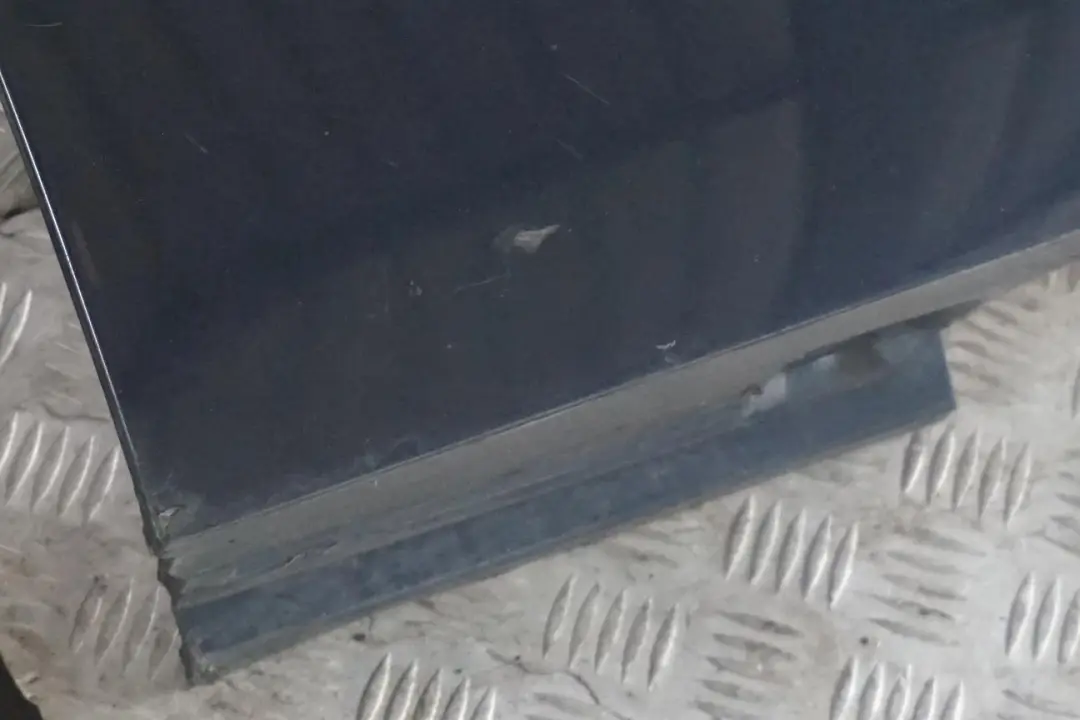 Bas de Porte Seuil a Gauche Bleu de Tolede Toledo Bleu - 482 pour BMW Z4 E85 E86 à propos du numéro de pièce 0031109 BMW Z4 E85 E86 Bas de Porte Seuil a Gauche Bleu de Tolede Toledo Bleu - 482 - SKU 0031109-TDB - Numéro de pièce 0031109