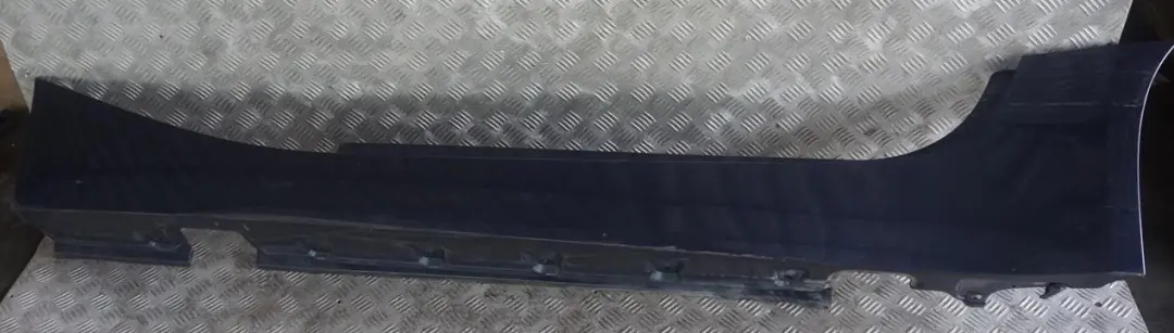 Izquierda Sill Tira lateral faldon Panel Toledoblau Azul - 482 para BMW Z4 E85 E86 con número de pieza 0031109 BMW Z4 E85 E86 Izquierda Sill Tira lateral faldon Panel Toledoblau Azul - 482 - SKU 0031109-TDB - Número de pieza 0031109