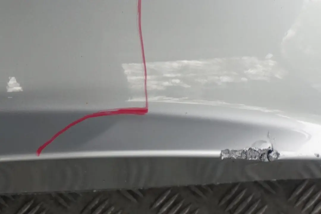 BMW Z4 Series E85 Convertible Rear Bumper Trim Panel Titansilber Silver - 354 - SKU 0031136-TS1 - Part number 0034437