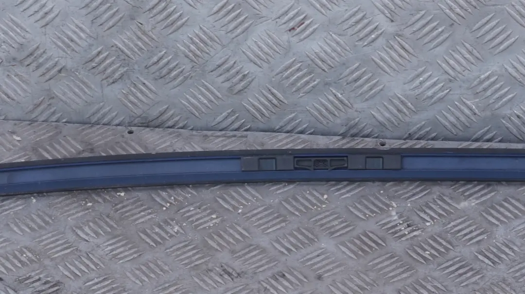 Left Roof Moulding Railing Gutter Rail N/S Interlagos Blue to BMW 5 Series E60 with Part number 0031141 BMW 5 Series E60 Left Roof Moulding Railing Gutter Rail N/S Interlagos Blue - SKU 0031141-INT - Part number 0031141