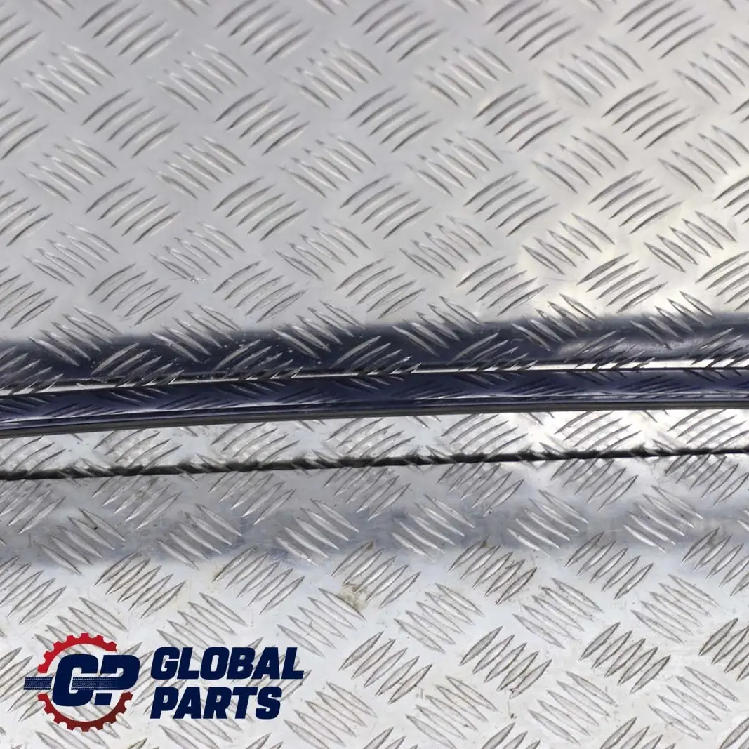 Izquierda Techo Moldura Barandilla Canalón Orientblau Azul 317 para BMW E60 con número de pieza 7070195 BMW E60 Izquierda Techo Moldura Barandilla Canalón Orientblau Azul 317 - SKU 0031141-OB - Número de pieza 7070195