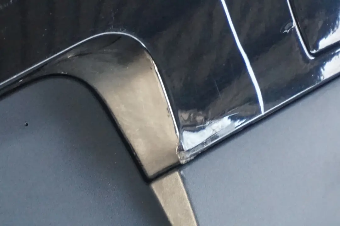 Bumper Trim Panel Schwarz 2 Black - 668 to BMW 1 Series 8 E87 Rear with Part number 0032630 BMW 1 Series 8 E87 Rear Bumper Trim Panel Schwarz 2 Black - 668 - SKU 0032630-SCH8 - Part number 0032630