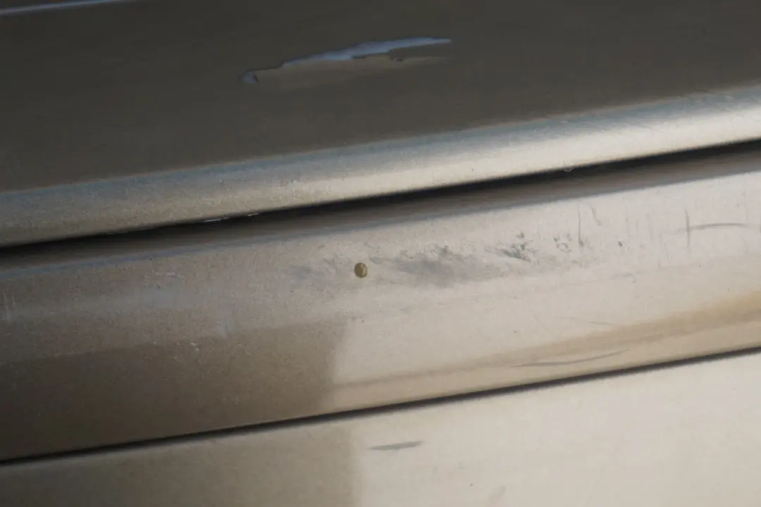 Verkleidung Stossfänger lackiert hinten PDC Sonora Metallic A23 für BMW 1 er 2 E87 mit Teilenummer 32630 BMW 1 er 2 E87 Verkleidung Stossfänger lackiert hinten PDC Sonora Metallic A23 - SKU 0032630-SON2 - Teilenummer 32630