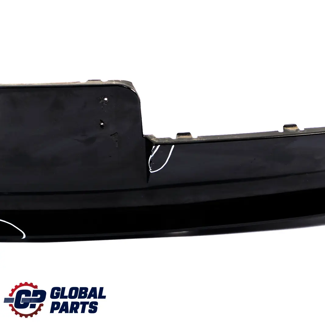 BMW E87 2 Parachoques Trasero Inferior Del Panel De Ajuste Schwarz 2 Negro - 668 - SKU 0032631-SCH2 - Número de pieza 0032631