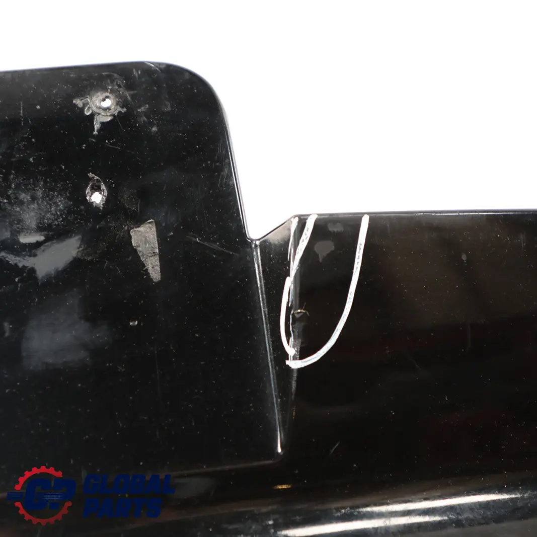 BMW E87 2 Parachoques Trasero Inferior Del Panel De Ajuste Schwarz 2 Negro - 668 - SKU 0032631-SCH2 - Número de pieza 0032631