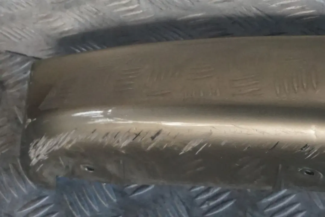 BMW 1 Serie E87 Choc-Receveur Avant Revetement de Bas Sonora Metallique - A23 - SKU 0032636-SON - Numéro de pièce 0032636