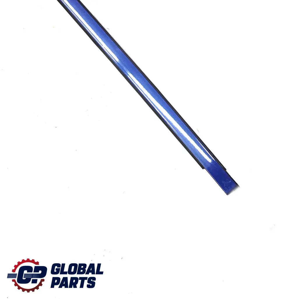 Moulure Bande Rambarde Gauche Bleu - 381 pour BMW E81 E87 à propos du numéro de pièce 51130032701 BMW E81 E87 Moulure Bande Rambarde Gauche Bleu - 381 - SKU 0032701-LMB - Numéro de pièce 51130032701