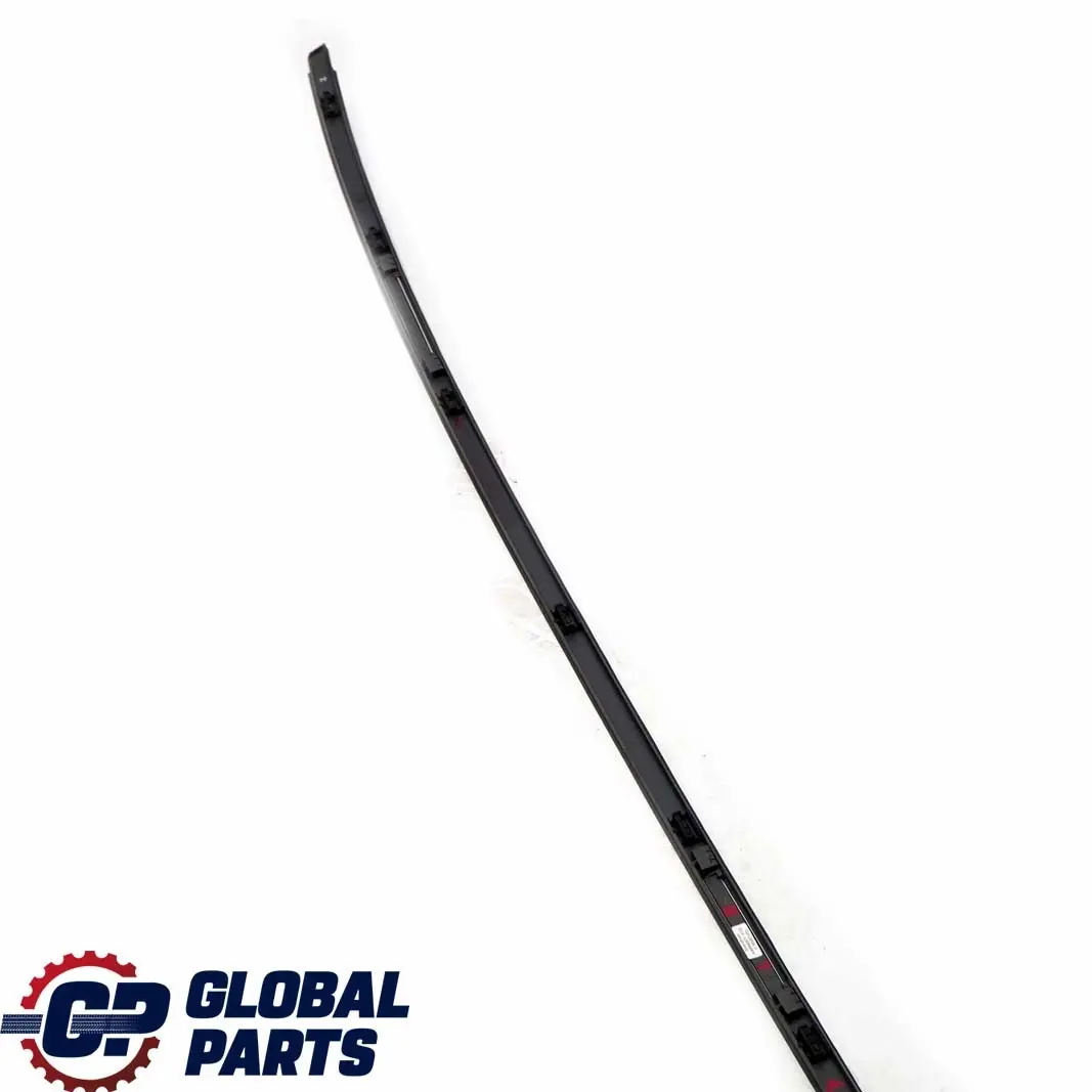 Modanatura Tetto Verniciato SX Frizzante Grafite A22 per BMW E81 E87 con numero di parte 51130032701 BMW E81 E87 Modanatura Tetto Verniciato SX Frizzante Grafite A22 - SKU 0032701-SG - Numero di parte 51130032701