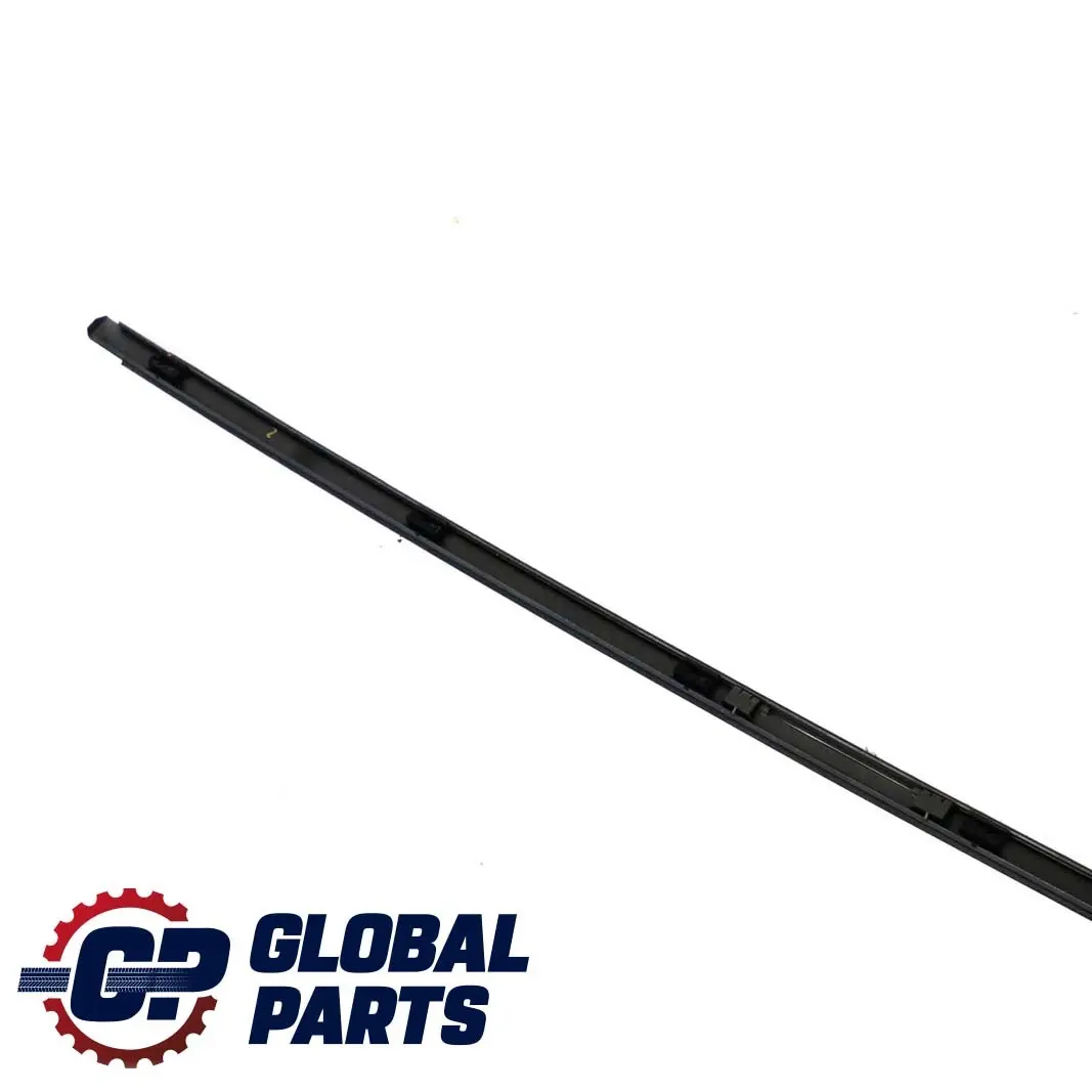 Techo Derecho Moldura Barandilla Spacegrau Gris Espacial A52 para BMW E81 E87 con número de pieza 0032702 BMW E81 E87 Techo Derecho Moldura Barandilla Spacegrau Gris Espacial A52 - SKU 0032702-SCG - Número de pieza 0032702