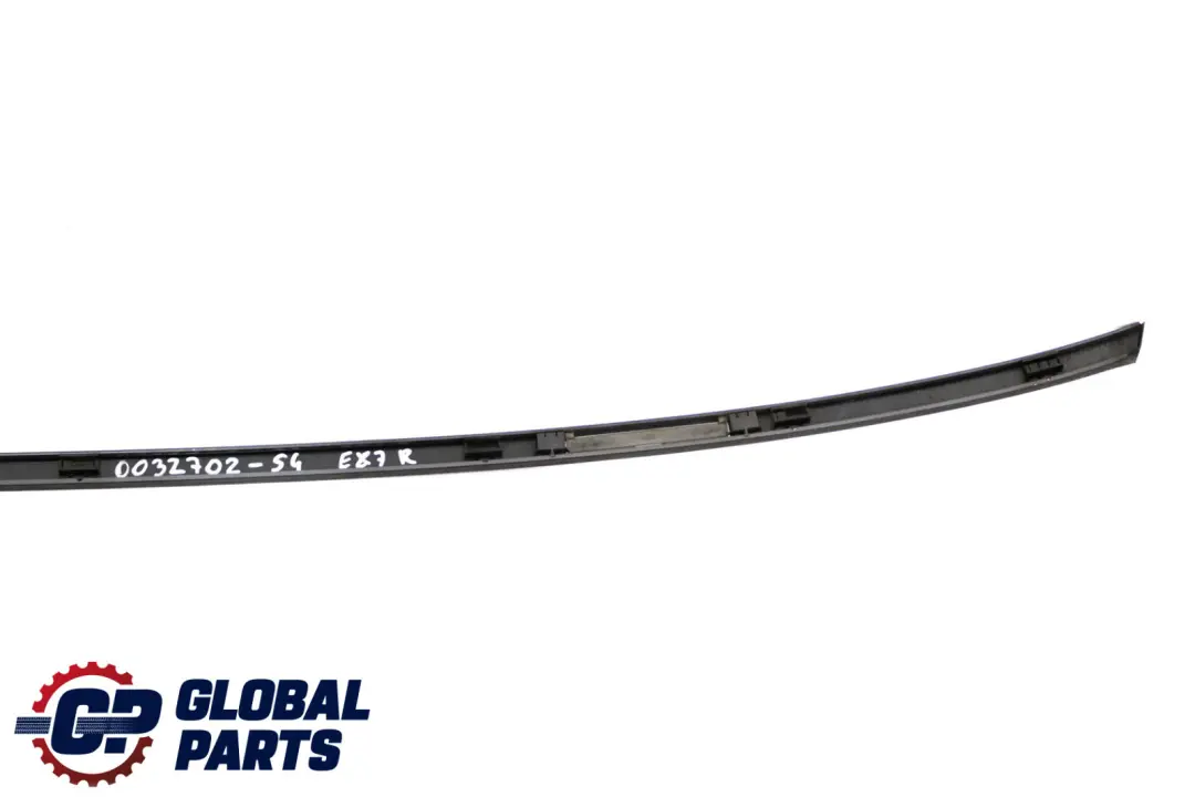 Right roof moulding railing O/S Sparkling Graphite A22 to BMW 1 Series E81 E87 with Part number 51130032702 BMW 1 Series E81 E87 Right roof moulding railing O/S Sparkling Graphite A22 - SKU 0032702-SG - Part number 51130032702