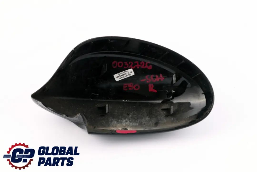 Rechte Abdeckkappe Kotflügelspiegel Schwarz Black 668 für BMW 3 er E90 E91 mit Teilenummer 0032726 BMW 3 er E90 E91 Rechte Abdeckkappe Kotflügelspiegel Schwarz Black 668 - SKU 0032726-SCH - Teilenummer 0032726