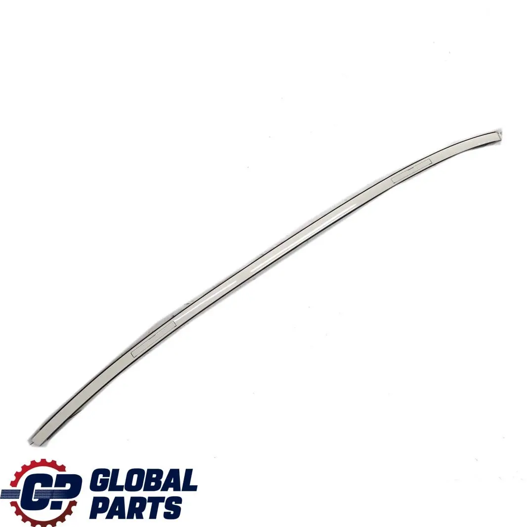 Modanatura Tetto Verniciato Destra Bianco Alpino 00 per BMW E90 con numero di parte 32752 BMW E90 Modanatura Tetto Verniciato Destra Bianco Alpino 00 - SKU 0032752-AW - Numero di parte 32752