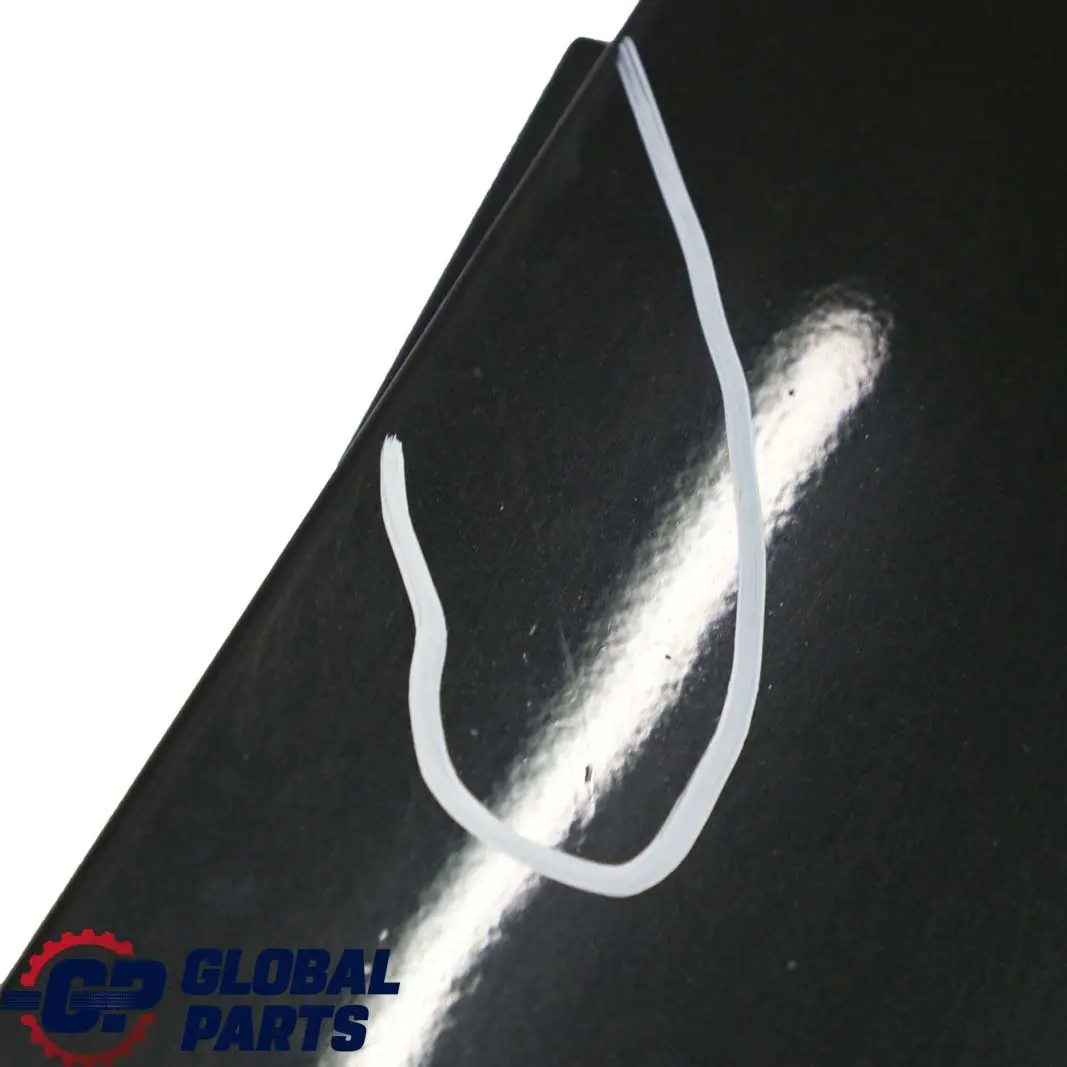 Bas de Porte Couverture Seuil Droite Noir Sapphire - 475 pour BMW 1 E87 2 à propos du numéro de pièce 0032948 BMW 1 E87 2 Bas de Porte Couverture Seuil Droite Noir Sapphire - 475 - SKU 0032948-BS2 - Numéro de pièce 0032948