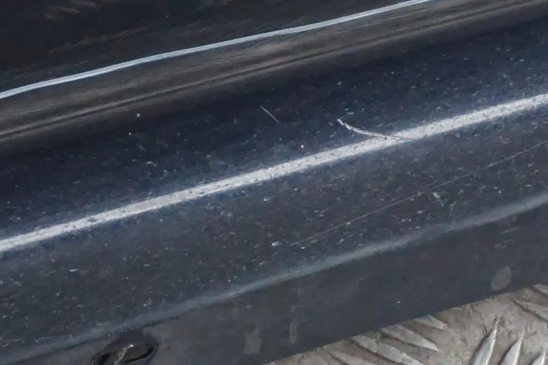 Listello Portiera Apertura Gonna Destra Blu Monaco Metallizzato per BMW E87 con numero di parte 0032948 BMW E87 Listello Portiera Apertura Gonna Destra Blu Monaco Metallizzato - SKU 0032948-MB - Numero di parte 0032948