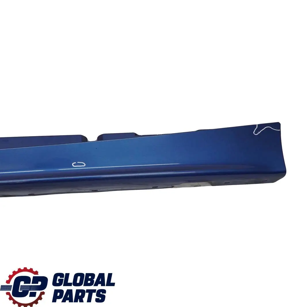 Schwellerleiste Blende Schweller Links Sydneyblau Blau Metallic A19 für BMW 1 E87 mit Teilenummer 0032949 BMW 1 E87 Schwellerleiste Blende Schweller Links Sydneyblau Blau Metallic A19 - SKU 0032949-SYD3 - Teilenummer 0032949
