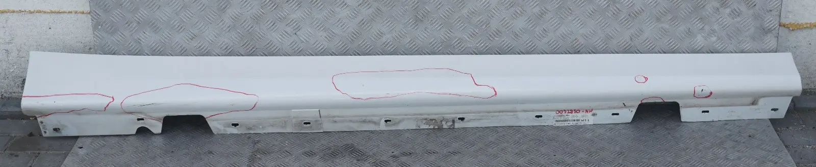 BMW 3 Series E90 E91 Sill Strip Side Skirt Right O/S Alpinweiss Alpine White