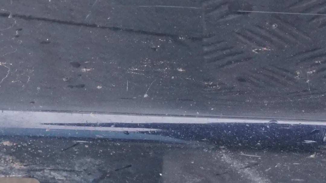 Schwellerleiste Blende Schweller rechts Monacoblau Blau für BMW 3 er E90 E91 mit Teilenummer 0032950 BMW 3 er E90 E91 Schwellerleiste Blende Schweller rechts Monacoblau Blau - SKU 0032950-MB3 - Teilenummer 0032950