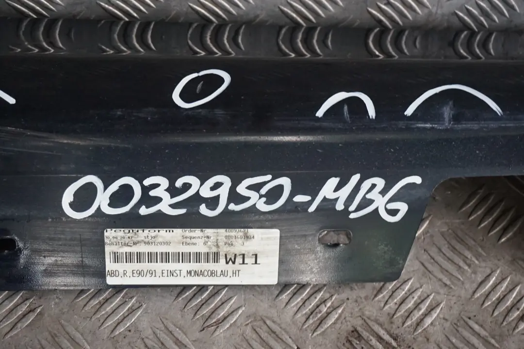 BMW 6 E90 E91 Sill Strip Faldon Lateral Derecho Monacoblau Monaco Azul - SKU 0032950-MB6 - Número de pieza 0032950