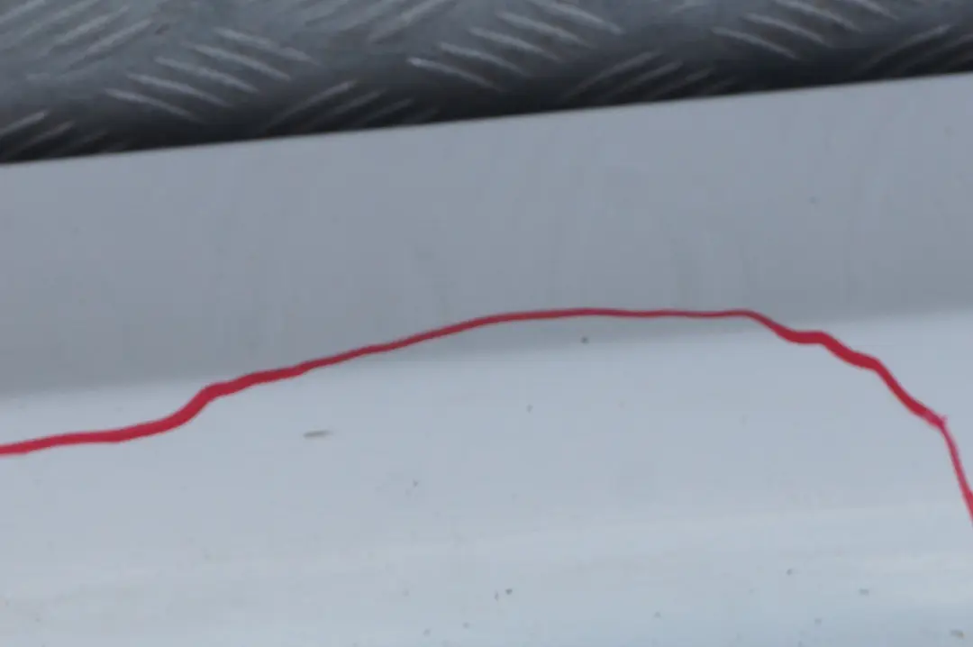 Sill Strip Side Trim Skirt Left N/S Alpinweiss Alpine White to BMW 3 Series E90 E91 with Part number 0032951 BMW 3 Series E90 E91 Sill Strip Side Trim Skirt Left N/S Alpinweiss Alpine White - SKU 0032951-AW - Part number 0032951