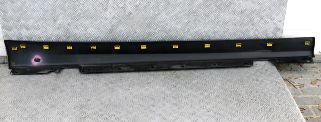 BMW E90 E91 Baguette de seuil jupe latérale gauche Noir Saphir Métallisé - SKU 0032951-BS6 - Numéro de pièce 0032951