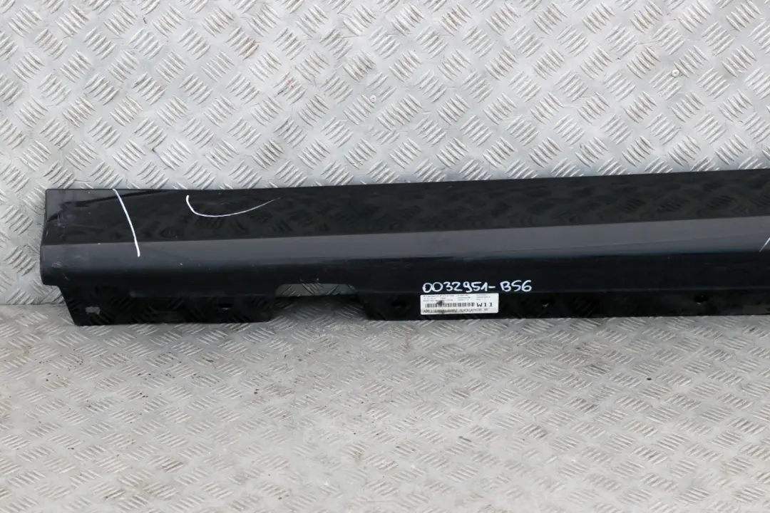 BMW E90 E91 Baguette de seuil jupe latérale gauche Noir Saphir Métallisé - SKU 0032951-BS6 - Numéro de pièce 0032951
