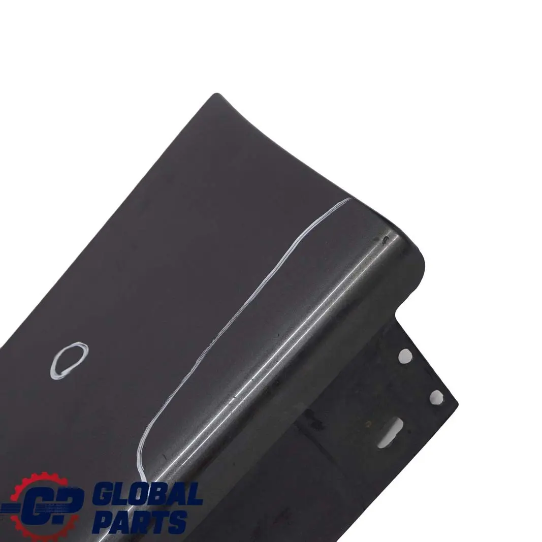 Sill Strip Side Trim Skirt Left Sparkling Graphite - A22 para BMW E90 E91 9 con número de pieza 0032951 BMW E90 E91 9 Sill Strip Side Trim Skirt Left Sparkling Graphite - A22 - SKU 0032951-SG9 - Número de pieza 0032951