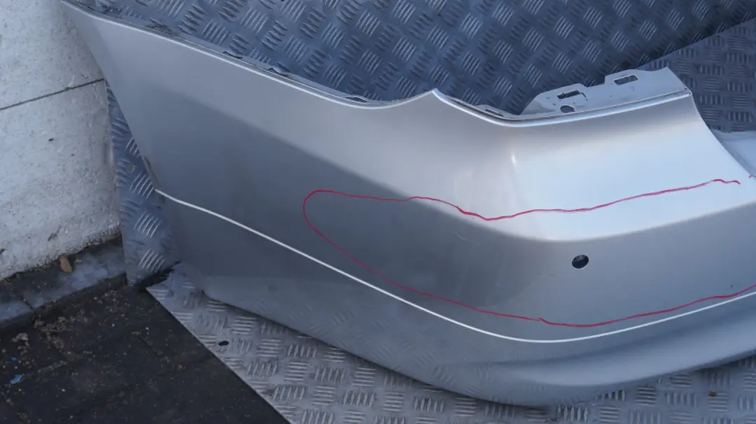 Bumper PDC Titansilber Silver Silber Metallic - 354 to BMW 3 SERIES 3 E90 Rear with Part number 0033194 BMW 3 SERIES 3 E90 Rear Bumper PDC Titansilber Silver Silber Metallic - 354 - SKU 0033194-TS3 - Part number 0033194