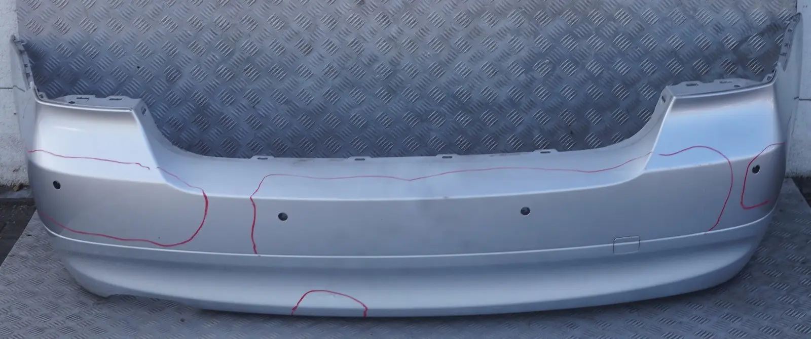 BMW 3 SERIES 3 E90 Rear Bumper PDC Titansilber Silver Silber Metallic - 354