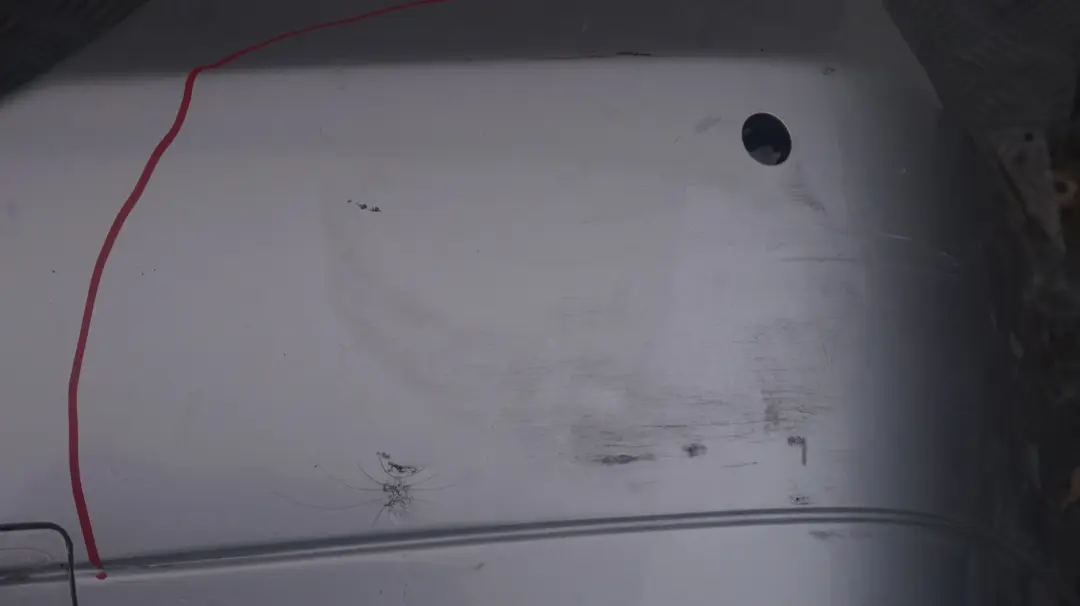 Bumper PDC Titansilber Silver Silber Metallic - 354 to BMW 3 SERIES 9 E90 Rear with Part number 0033194 BMW 3 SERIES 9 E90 Rear Bumper PDC Titansilber Silver Silber Metallic - 354 - SKU 0033194-TS9 - Part number 0033194