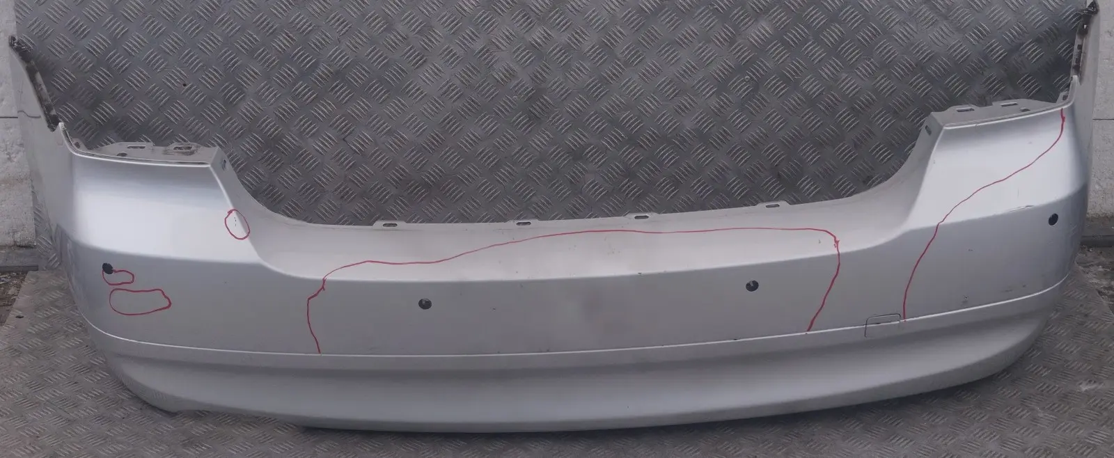 BMW 3 SERIES 9 E90 Rear Bumper PDC Titansilber Silver Silber Metallic - 354