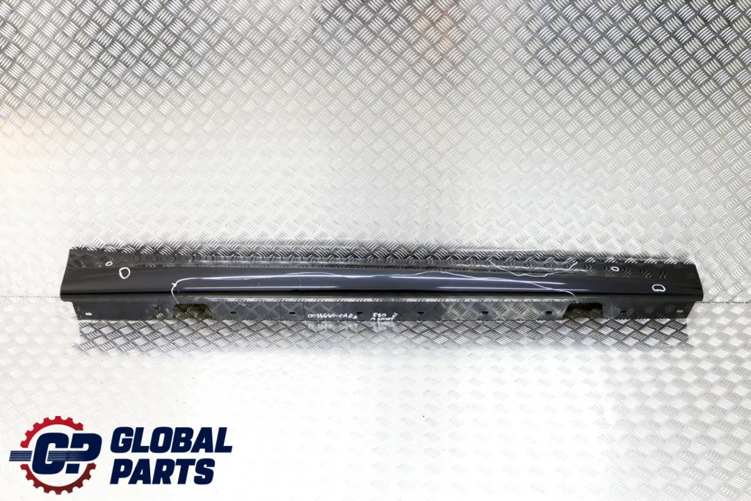 Bas de Porte Couverture Seuil Droite Noir de Carbone pour BMW 3 E90 E91 1 M Sport à propos du numéro de pièce 0033440 BMW 3 E90 E91 1 M Sport Bas de Porte Couverture Seuil Droite Noir de Carbone - SKU 0033440-CAR2 - Numéro de pièce 0033440