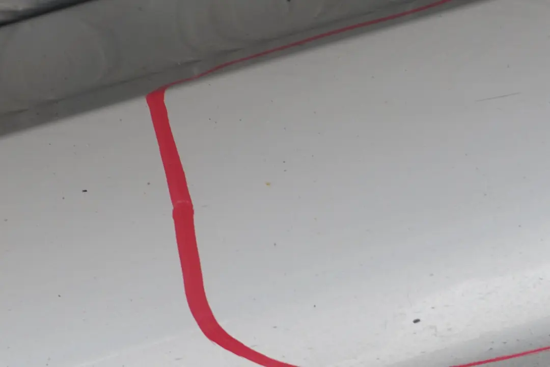 Pakiet Listwa próg prawy Szary do BMW E90 E91 M o numerze 0033440 BMW E90 E91 M Pakiet Listwa próg prawy Szary - SKU 0033440-TS1 - Numer Części 0033440