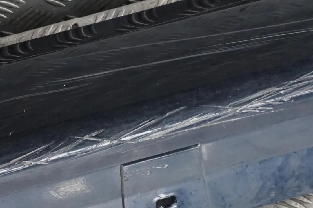 BMW E90 E91 M Sport Sill Strip Faldon Lateral Izquierdo Carbono Negro 303 - SKU 0033441-CAR2 - Número de pieza 0033441