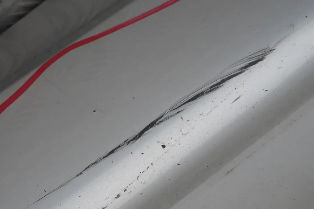 listwa próg lewy titansilber 354 M-Pakiet do BMW E90 o numerze 0033441 BMW E90 listwa próg lewy titansilber 354 M-Pakiet - SKU 0033441-TS2 - Numer Części 0033441