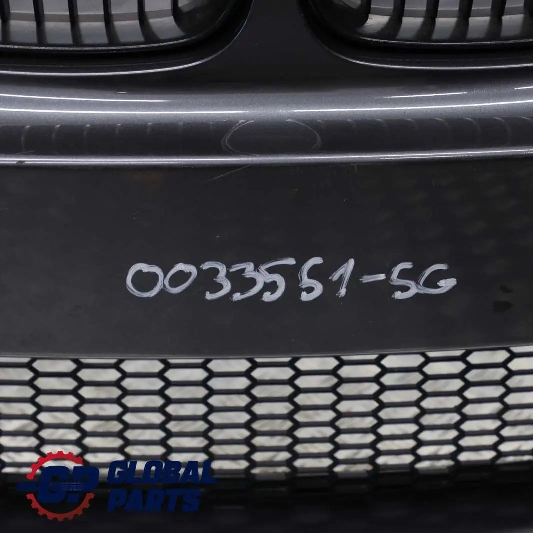 Paket Stossfänger Vorn Sparkling Graphit Metallic - A22 für BMW 1 E81 E87 M Sport mit Teilenummer 0033551 BMW 1 E81 E87 M Sport Paket Stossfänger Vorn Sparkling Graphit Metallic - A22 - SKU 0033551-SG - Teilenummer 0033551