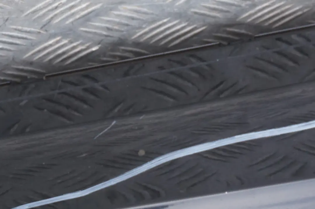 BMW 1 E87 LCI 1 M Sport Schwellerleiste Blende Schweller rechts Black Sapphire - SKU 0033556-BS2 - Teilenummer 33556